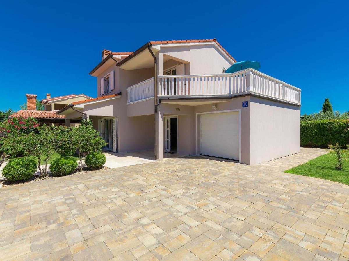 Holiday Home Villa Valentina By Interhome Loborika Exterior photo